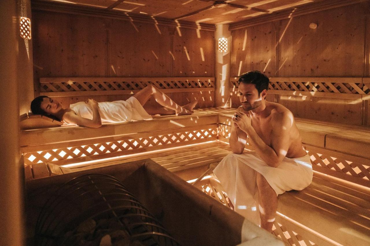 Hotel Schneider Dependance オーバータウエルン エクステリア 写真